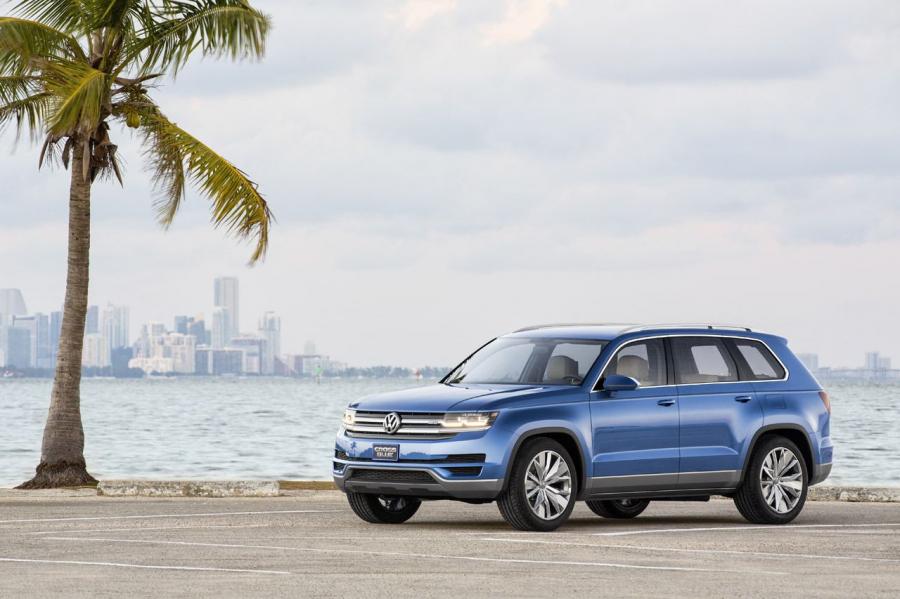  Volkswagen CrossBlue Concept 2013 года  (фото 12 из 78)